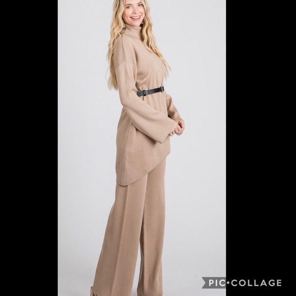 SALE!! Gorgeous!! 2 Piece Sand Color Top & Pants - Picture 2 of 6